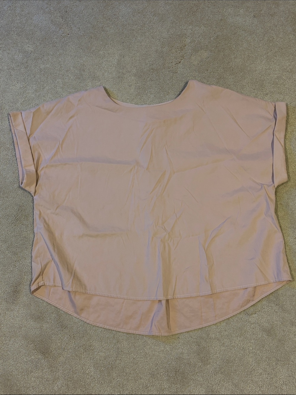 Women's short sleeve boxy top in light pink